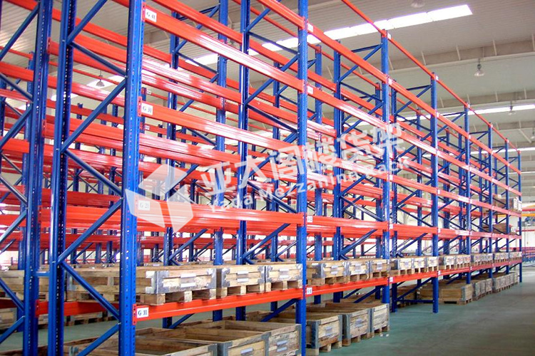 番禺专业仓储货架厂的重型货架采用的安全配件有哪些优势？